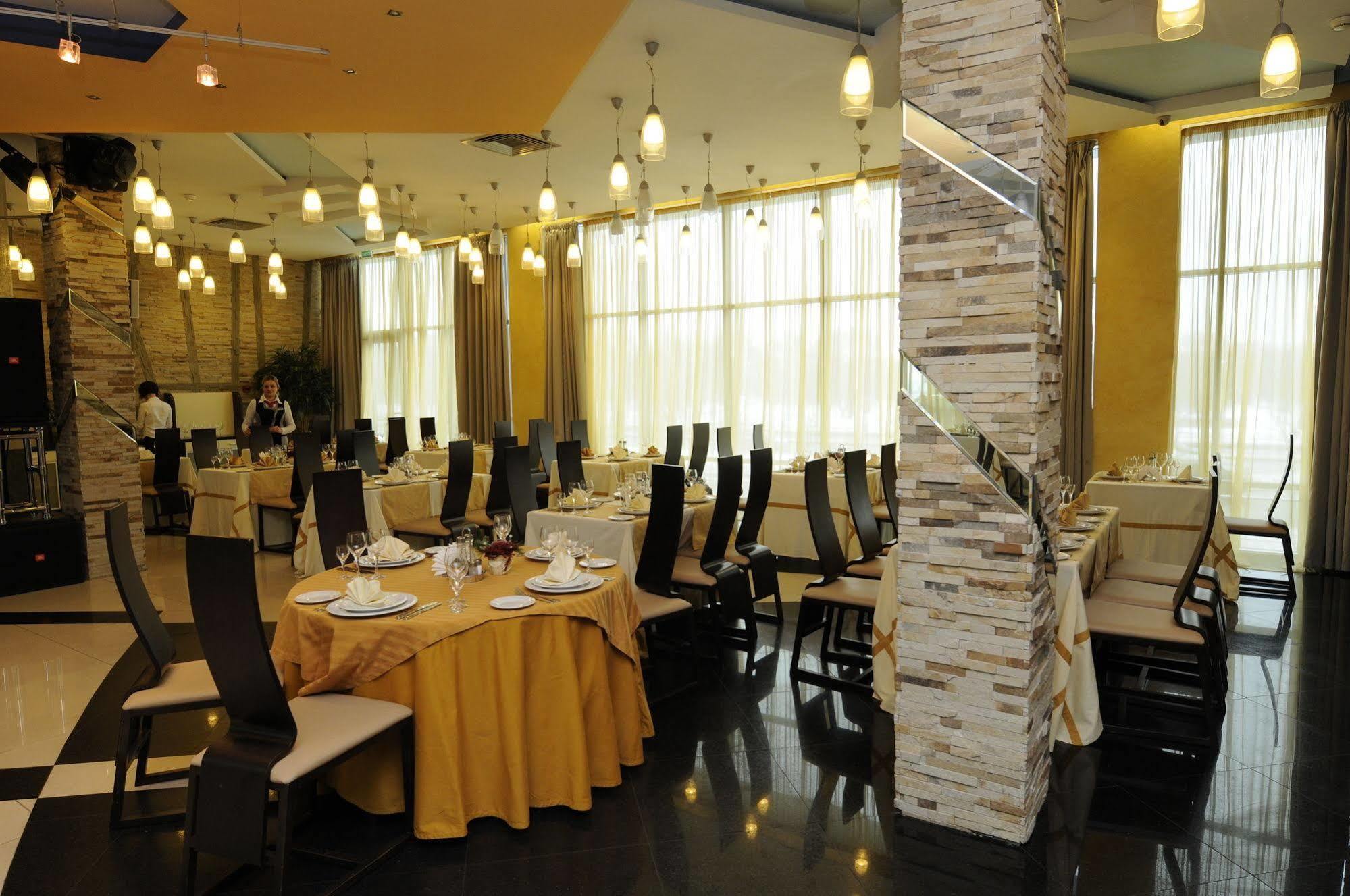 Victoria Hotel & Business Centre 민스크 외부 사진